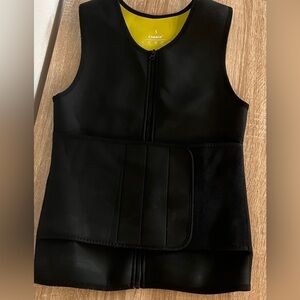 Black Men's Thermo Velcro Sweat Vest like new odorless